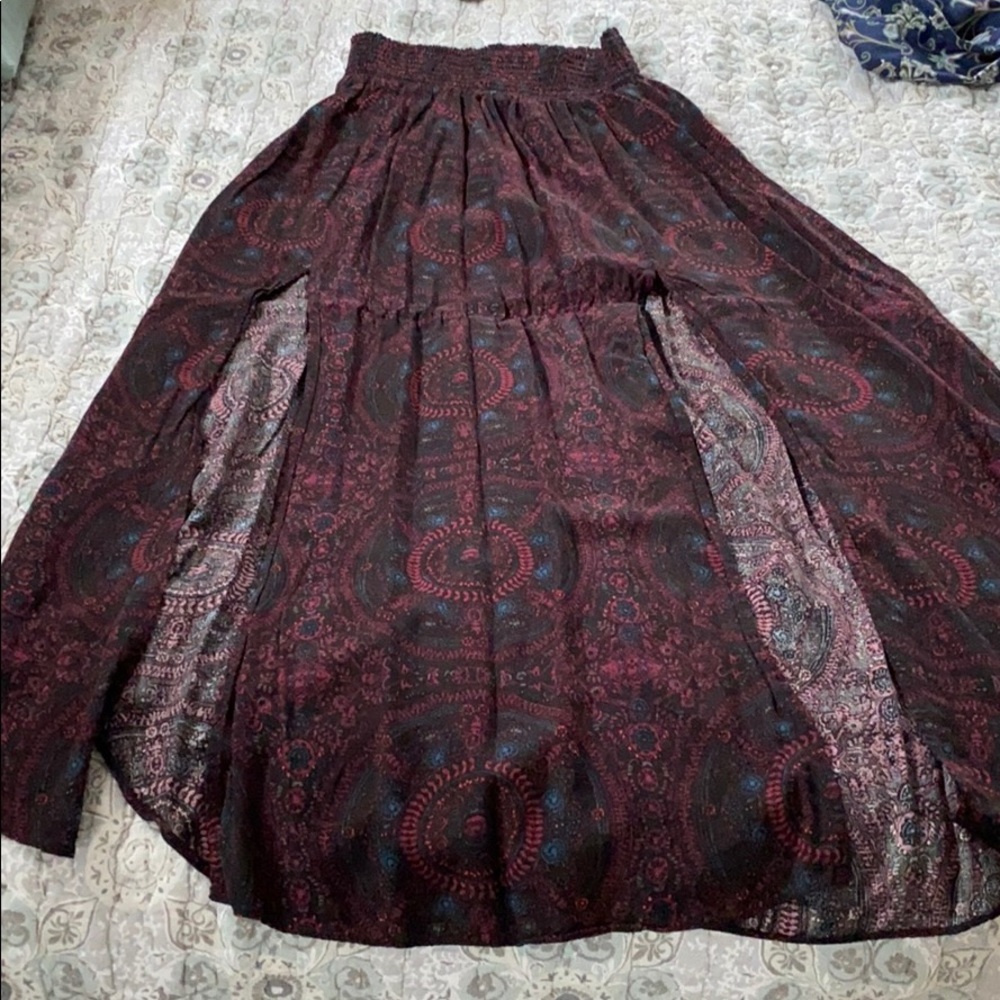 Twice split skirt